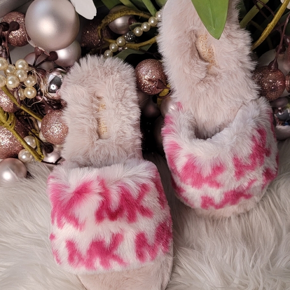 MICHAEL KORS Janis Slid plush slippers Brand new - Picture 6 of 7
